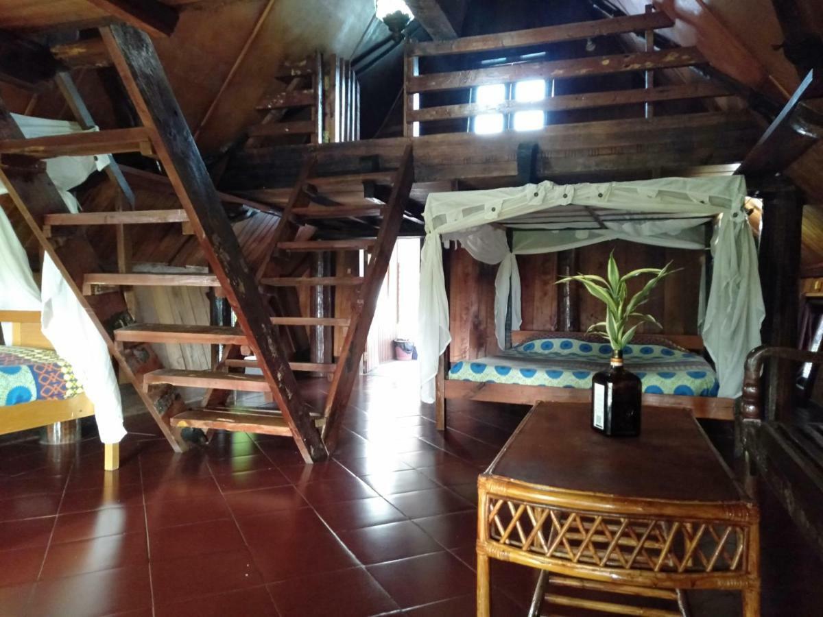 Bagus Bay Homestay ตุกตุก ภายนอก รูปภาพ
