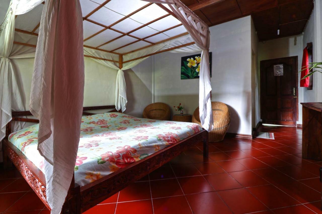 Bagus Bay Homestay ตุกตุก ภายนอก รูปภาพ