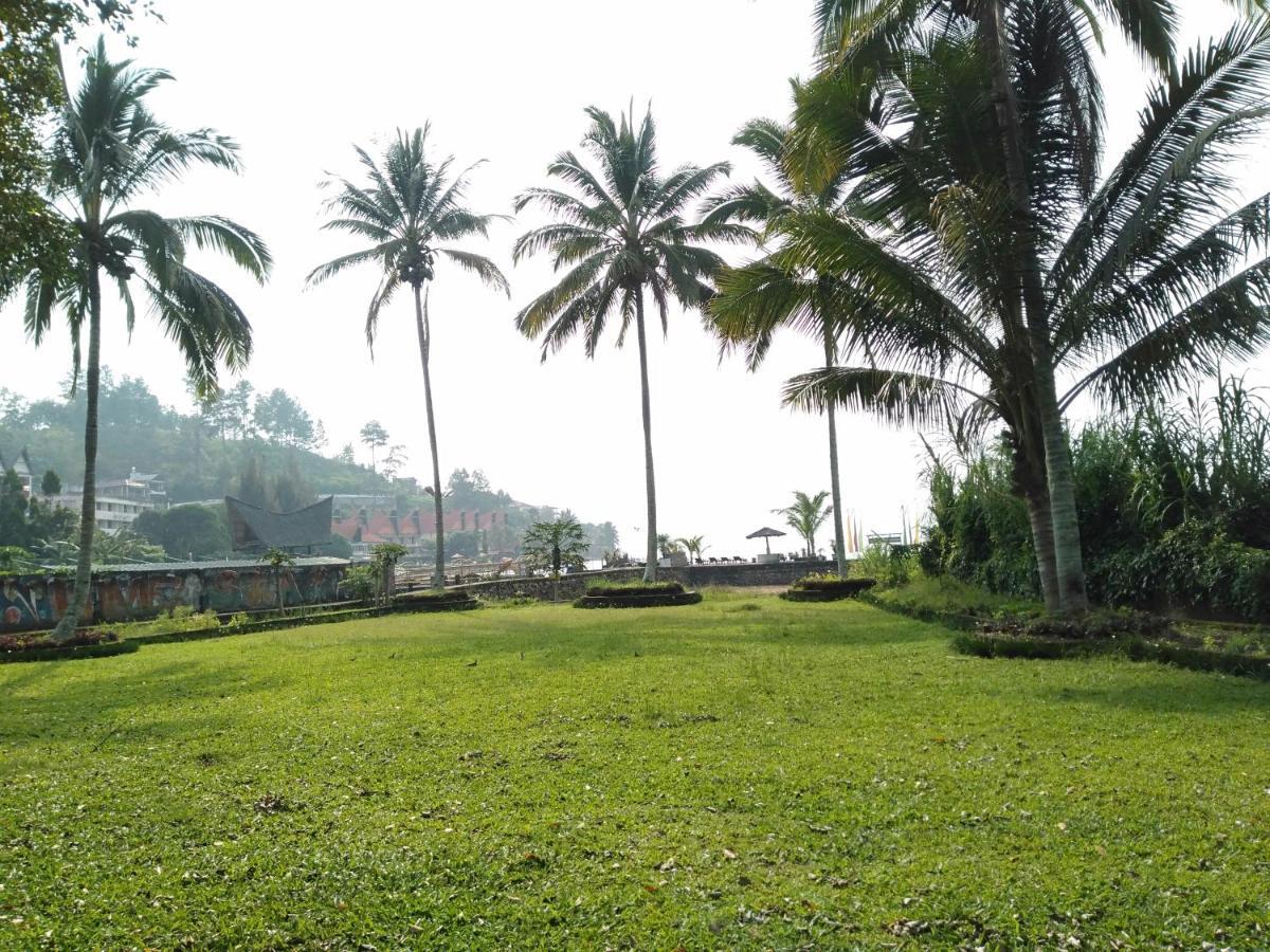 Bagus Bay Homestay ตุกตุก ภายนอก รูปภาพ