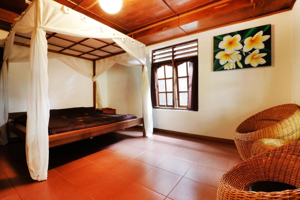 Bagus Bay Homestay ตุกตุก ภายนอก รูปภาพ