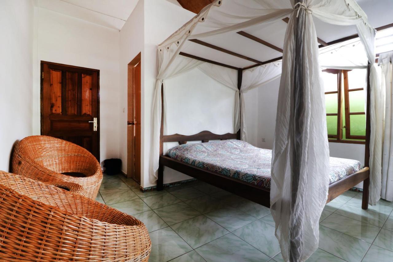 Bagus Bay Homestay ตุกตุก ภายนอก รูปภาพ